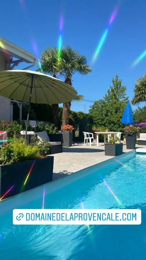 Domaine De La Provencale Bed & Breakfast Saint-Didier-de-la-Tour