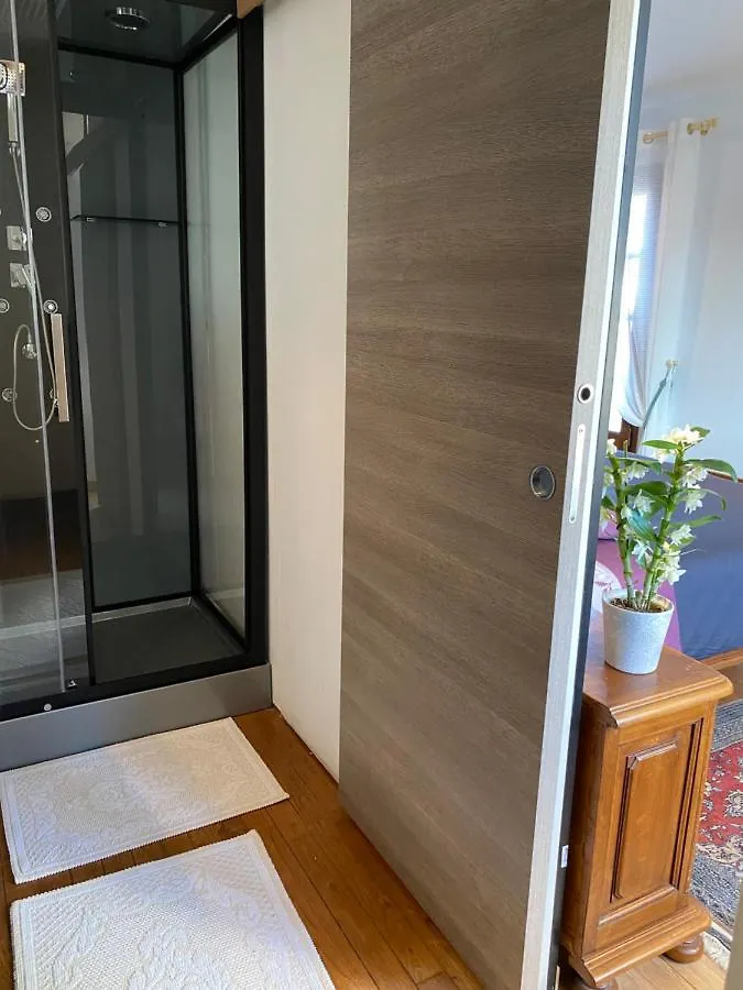 Domaine De La Provencale Bed & Breakfast Saint-Didier-de-la-Tour France